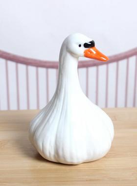 陶瓷蒜头鸭工艺品 家居鸭子工艺摆件 鸭子摆设8904