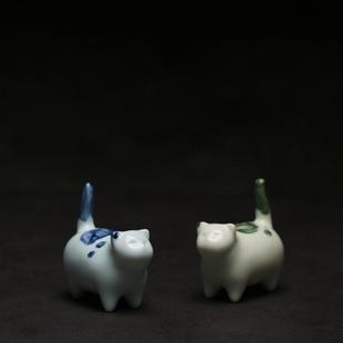 手绘青瓷雾兰小花猫陶瓷茶宠小摆件茶玩配件家用送礼 猫肥家润