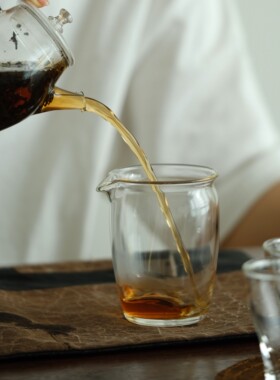 柒月里耐热透明玻璃家用大容量玻璃公道杯大壶专用分茶器180毫升