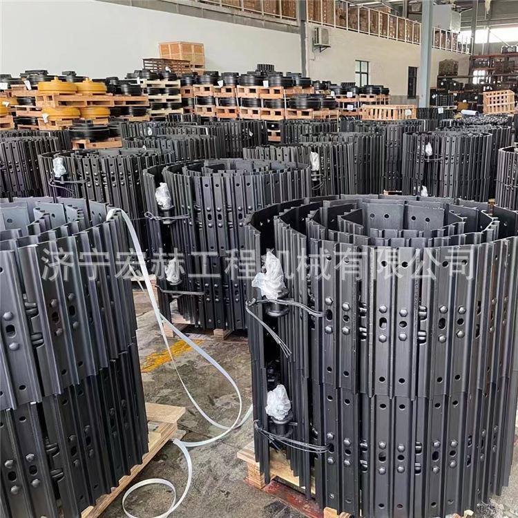 凯斯挖掘机CX210CX240CX330链条履带总成支重轮引导轮矿山