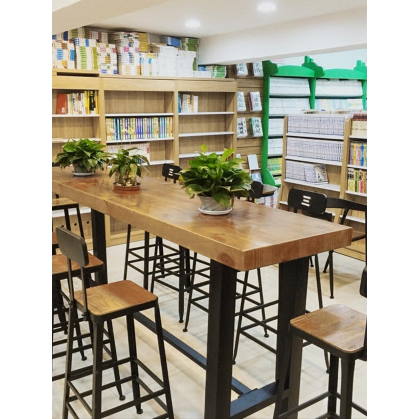 实木吧台桌奶茶店家用定制带靠背长条桌铁艺高脚凳商用一体靠墙桌