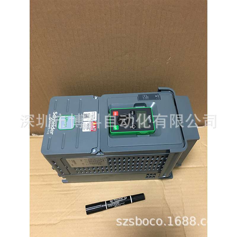 ATV610系列变频器ATV610D22N4  22KW 3相380V风机水泵带中文面板