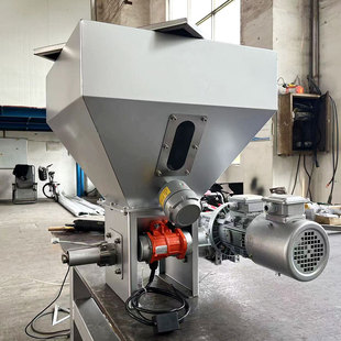 直供干粉投加机投料机不锈钢螺旋干投机PAM加料斗高配置上料机
