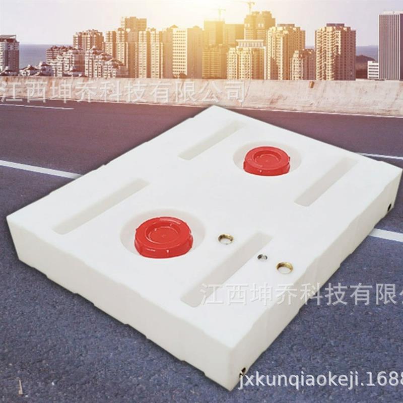 热销滚塑定制上汽大通依维柯底盘净水箱开模加工自行式房车水箱开