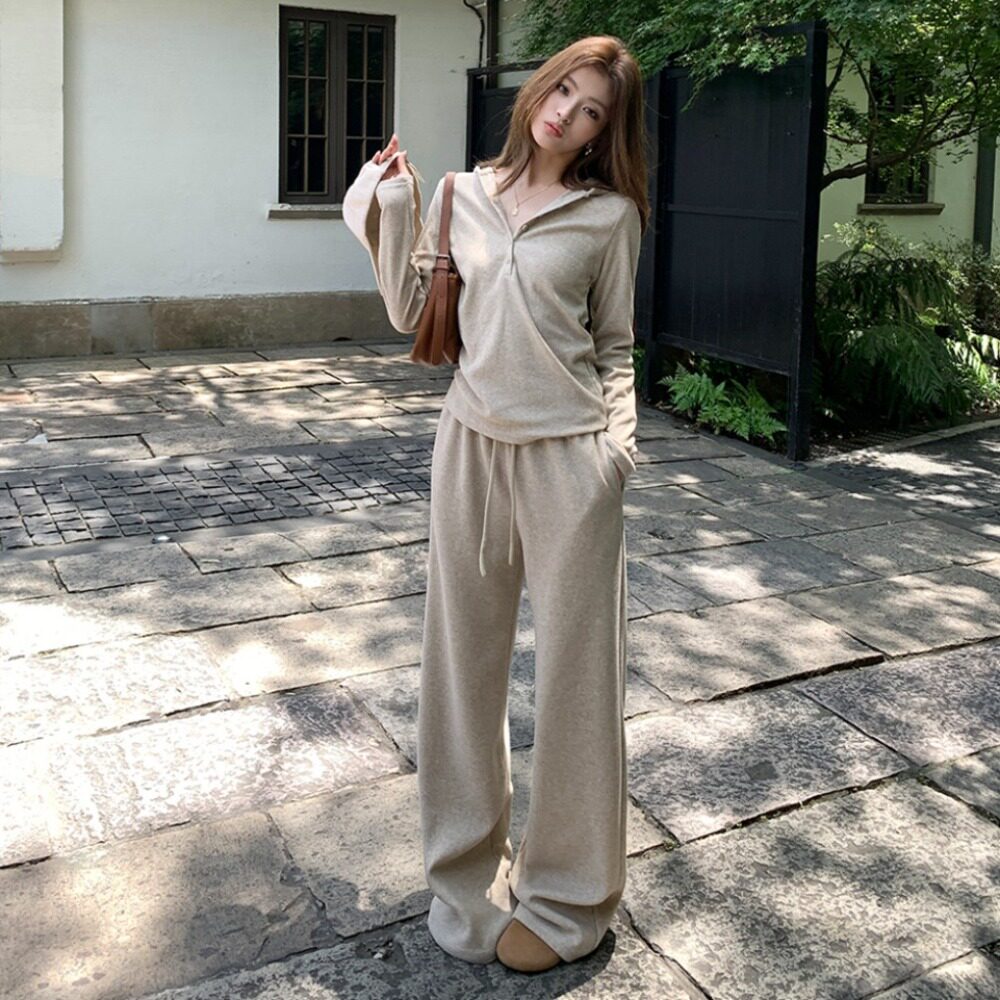 实拍2026秋季新款毛巾短绒连帽卫衣套装女抽绳高腰直筒裤子两件套