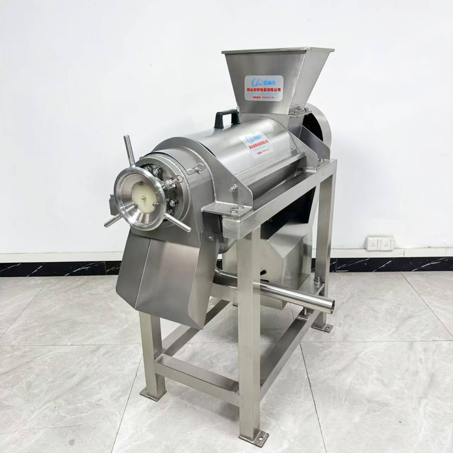 工业大型多功能生姜榨汁机 0.6MM30目过滤网汁渣分离雪梨压榨机