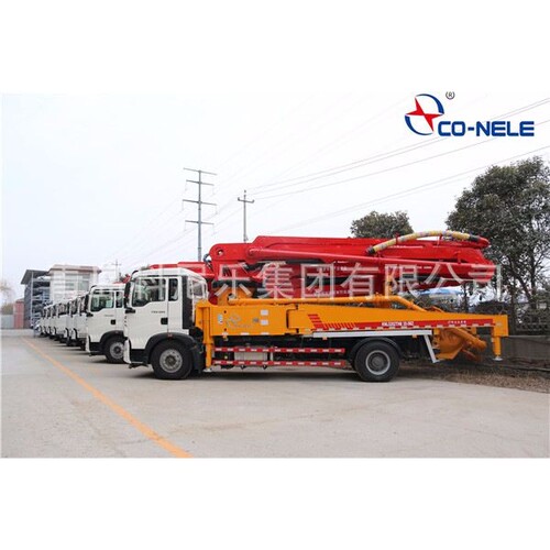汽车泵，臂架泵车，农村小型混凝土泵车，泵车 混泥小型，车载泵