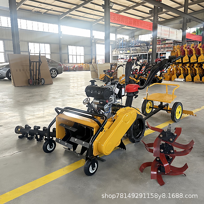 新款双刀轴四驱除草机农场果园旋耕碎草开沟割草机自走式除草机