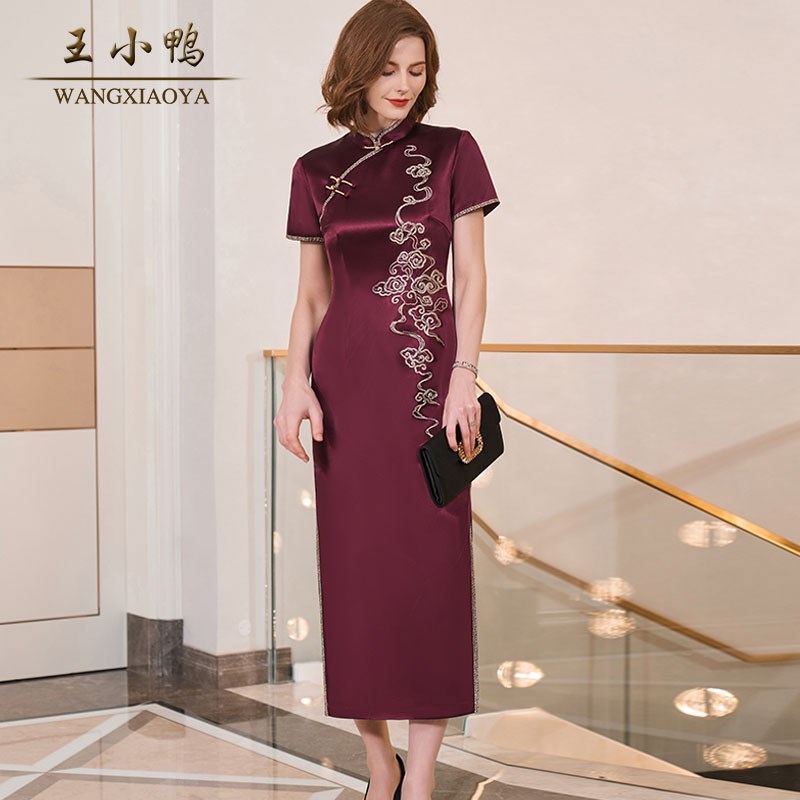 好货旗袍连衣裙2025春季新款醋酸面料长裙精致刺绣缎面裙子轻奢