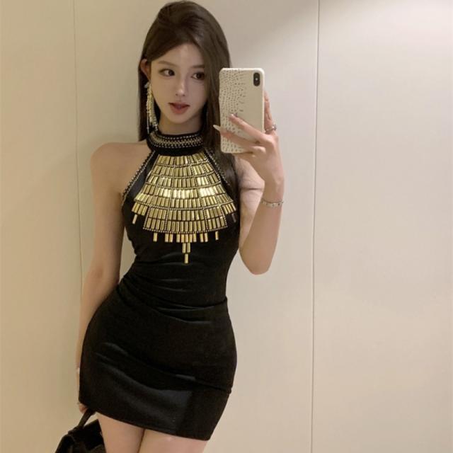 韩版纯欲辣妹烫片名媛设计挂脖短款无袖收腰显瘦气质背心连衣裙女