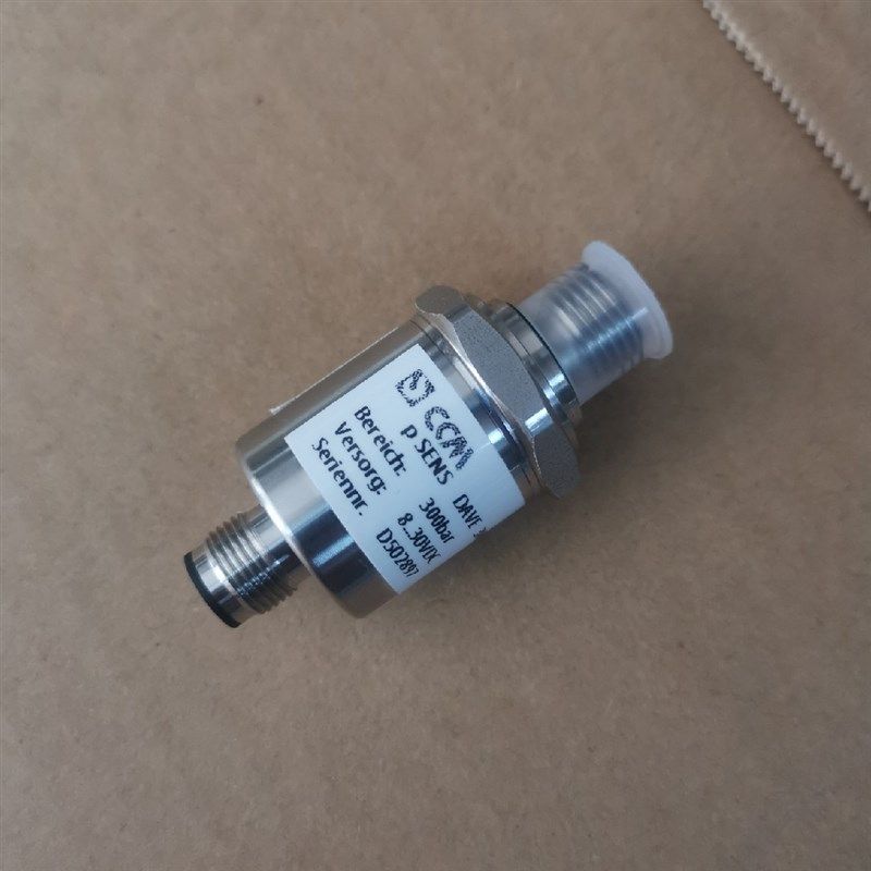 徐工xct12xct8吊车变副油缸压力传感器感应塞国产DAVE300/3401