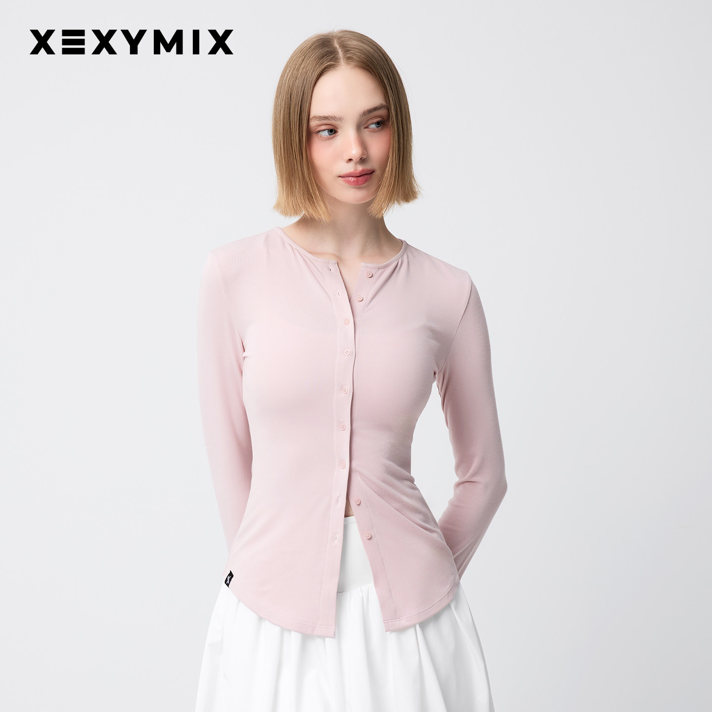 xexymix杰克茜韩国前开扣长袖T恤女秋冬新款针织上衣XFL3TL1121C