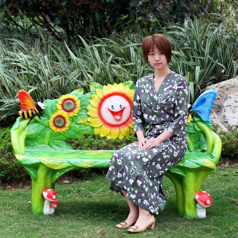 公园孔雀坐凳摆件户外幼儿园商场美陈花朵座椅玻璃钢雕塑景观装饰