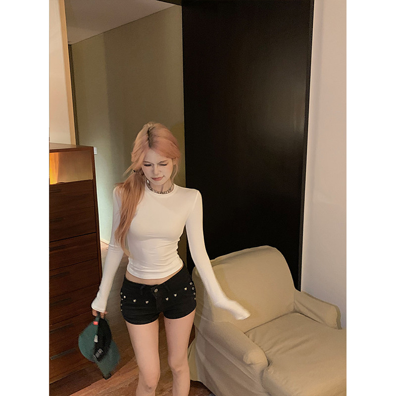 基础款简约纯色正肩长袖T恤女早秋减龄修身显瘦内搭上衣