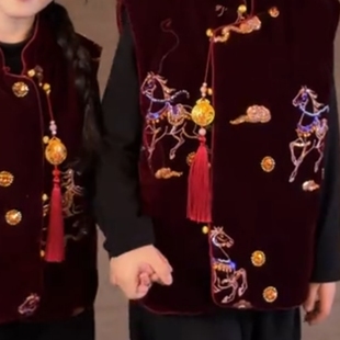 男童秋冬简约洋气新中式拜年服马甲2026年新款中小童国风红色外套