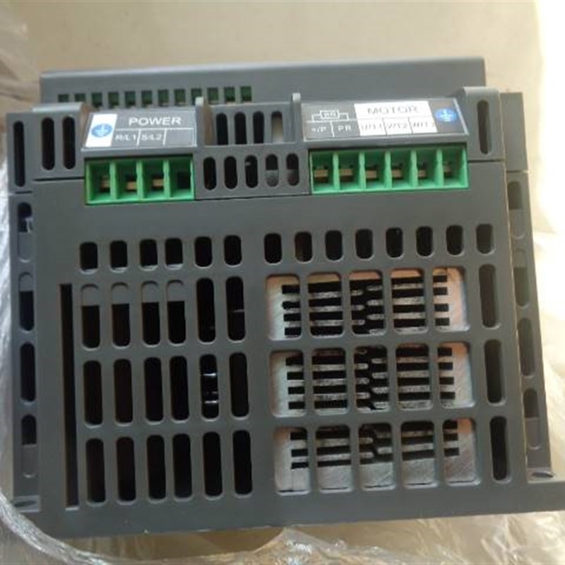 台湾士林变频器SC3-021-2.2K 2.2KW220V 质量保证 功能正常议价
