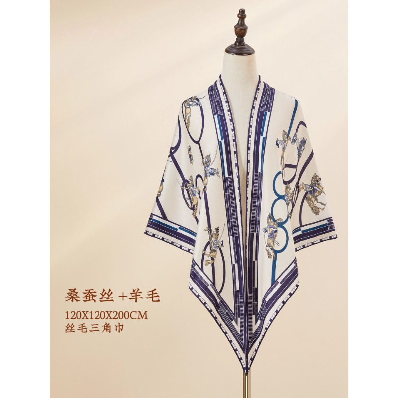 2025新款桑蚕丝羊毛三角巾民族动物图案丝巾男女通用装饰围巾方巾
