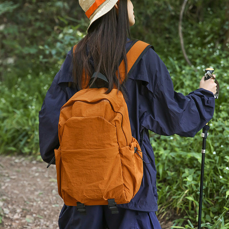 双肩包男大容量初高中生书包女大学生户外运动登山包轻便旅行背包