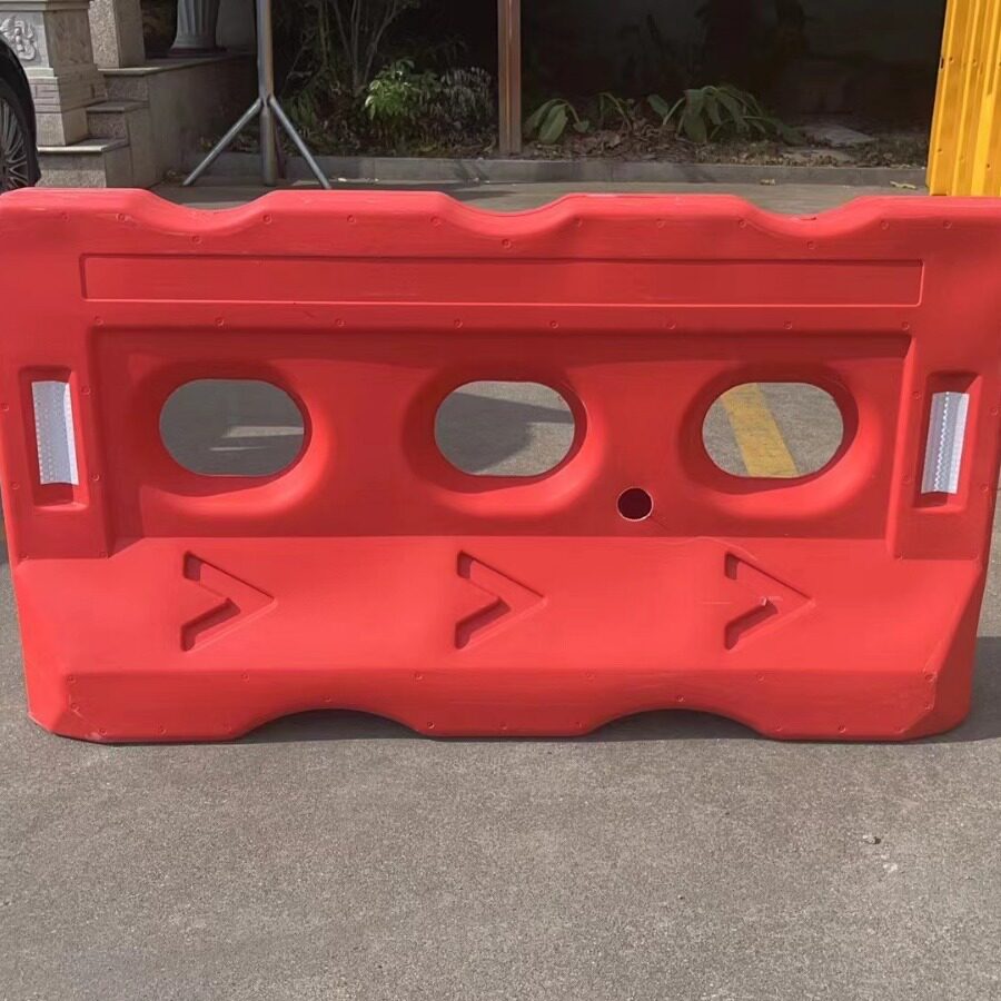 三孔水马吹塑模具水马吹塑模具小水马模具中空路障模具