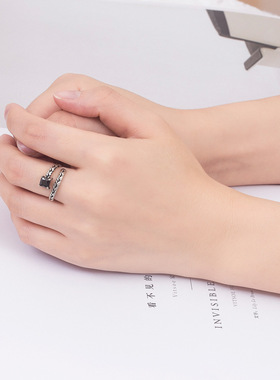 欧美新品简约女几何锆石戒指精致方钻戒指个性单戒子跨境爆款配饰