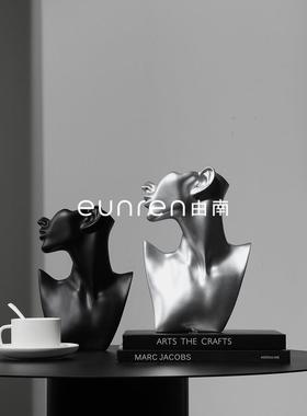 现代抽象人物雕塑摆件衣帽间首饰架珠宝展示道具样板房陈列装饰品