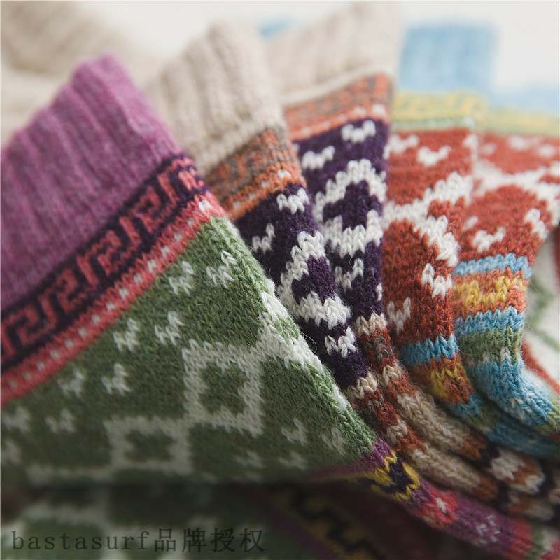 7020 warm womens wool socks in autumn and winter