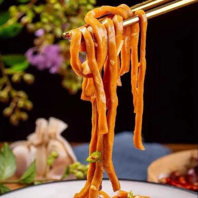 千叶豆腐丝淮南特产香辣千层豆腐条长条即食商用批发凉菜卤菜店