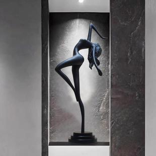 轻奢意式 饰品 玄关壁龛人物抽象艺术客厅落地入户坚高雕塑摆件装