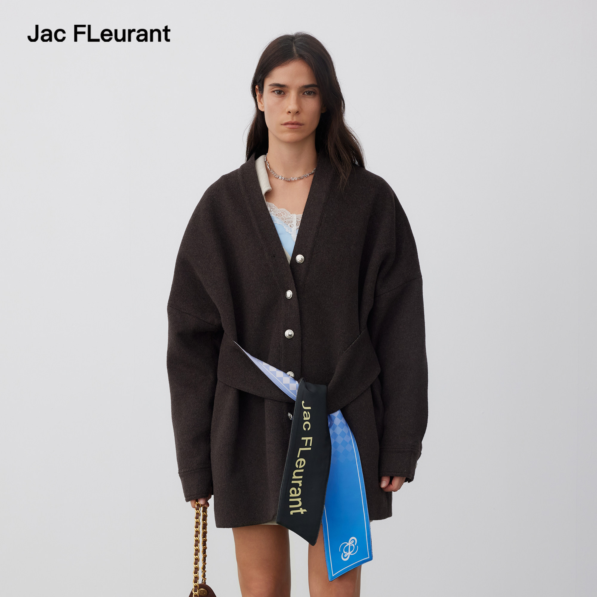 JAC FLEURANT2026冬季新款女宽松印花腰带弯刀袖中长款毛呢外套