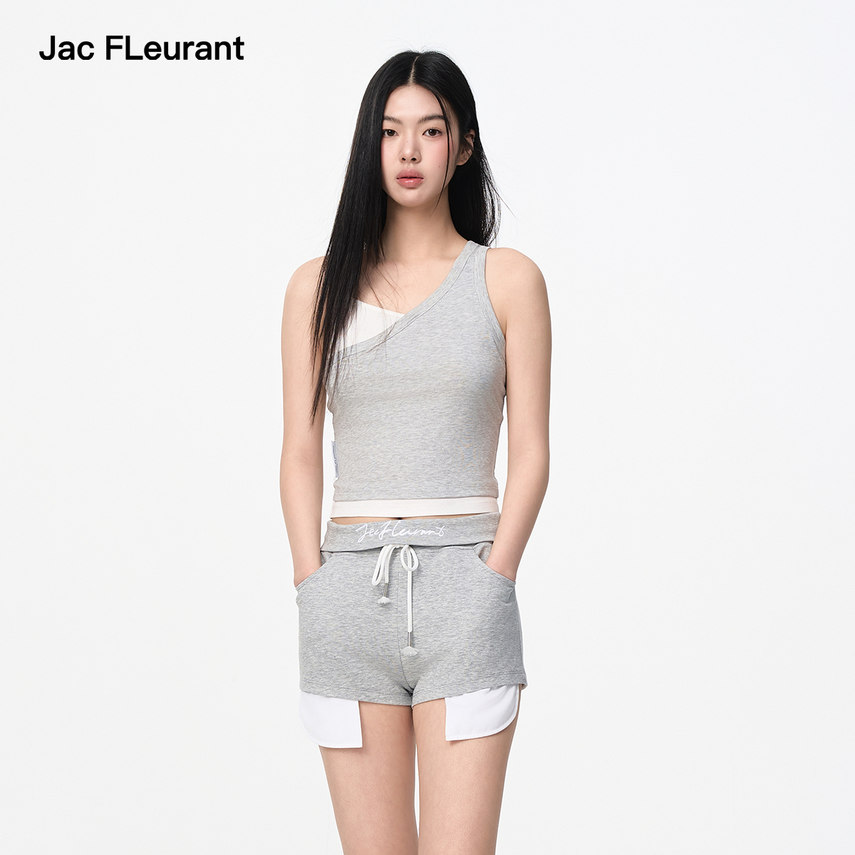 JAC FLEURANT2025夏季新品灰白拼接吊带刺绣LOGO翻腰头短裤套装