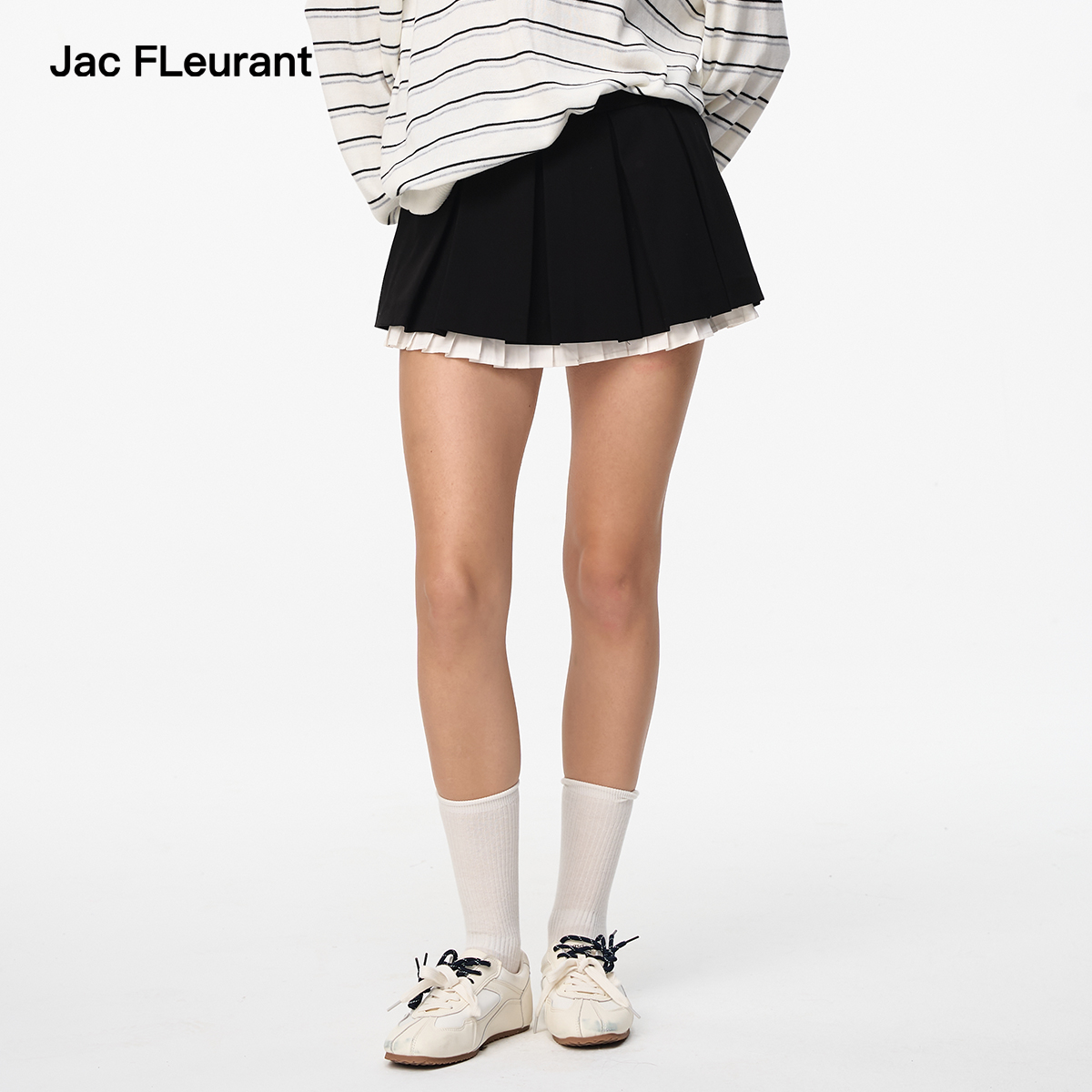 JAC FLEURANT2025春夏新品黑白双层拼接刺绣Logo百褶短裙百搭