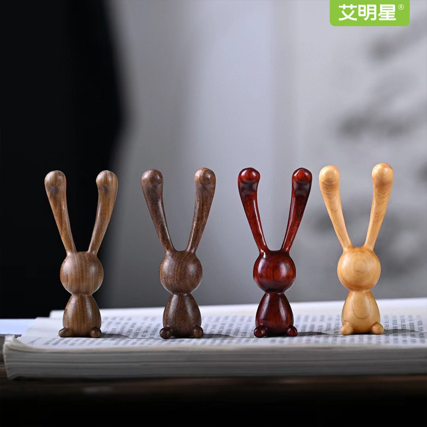 新款绿檀木小兔子鼻刮器眼周下颚提拉按摩器创意卡通可爱经络梳子