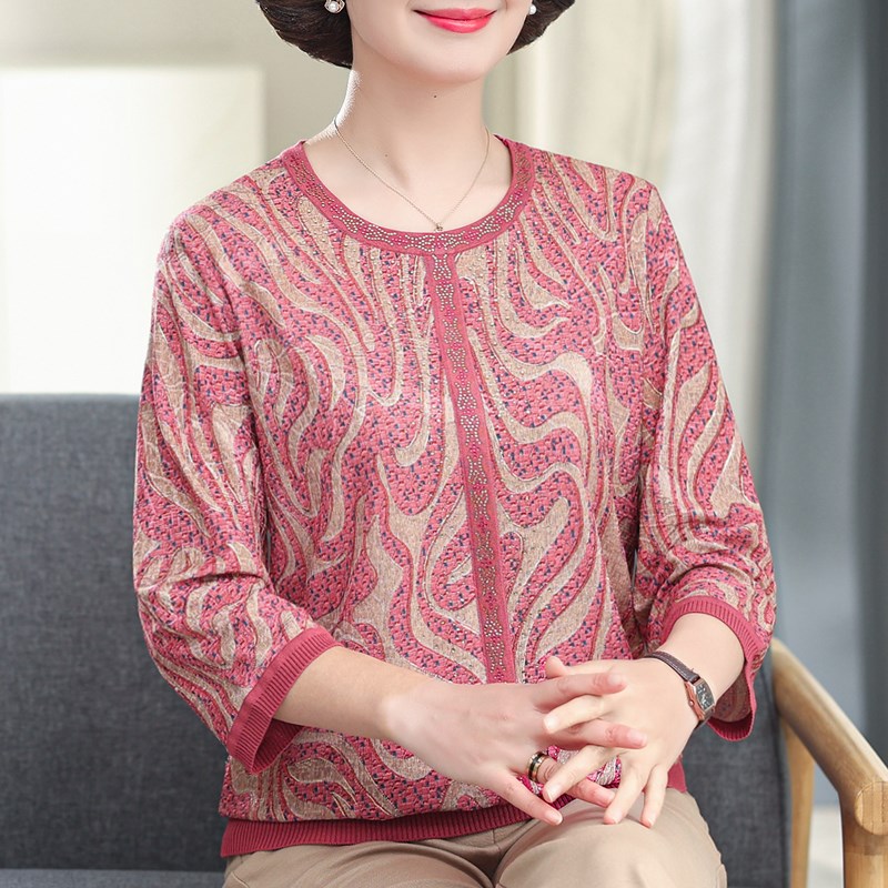 新款妈妈七分袖T恤中年女装春秋宽松大码上衣中老年春装洋气小衫