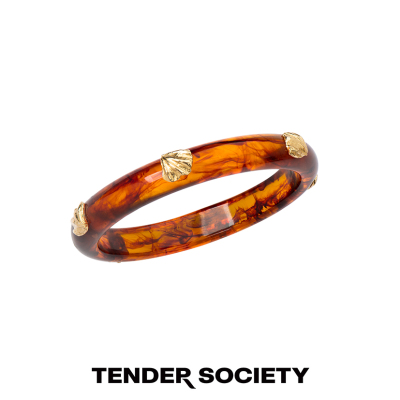 Tender SocietyVoyage度假系列贝壳装饰红棕色树脂细手镯夏新款