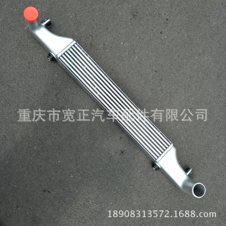 长安CX70中冷器总成长安CX70涡轮增压散热器总成