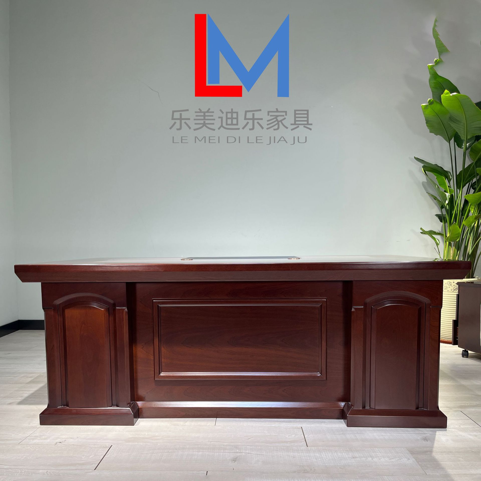 老板桌油漆大班台贴实木皮办公桌主管经理桌电脑总裁桌实木班台