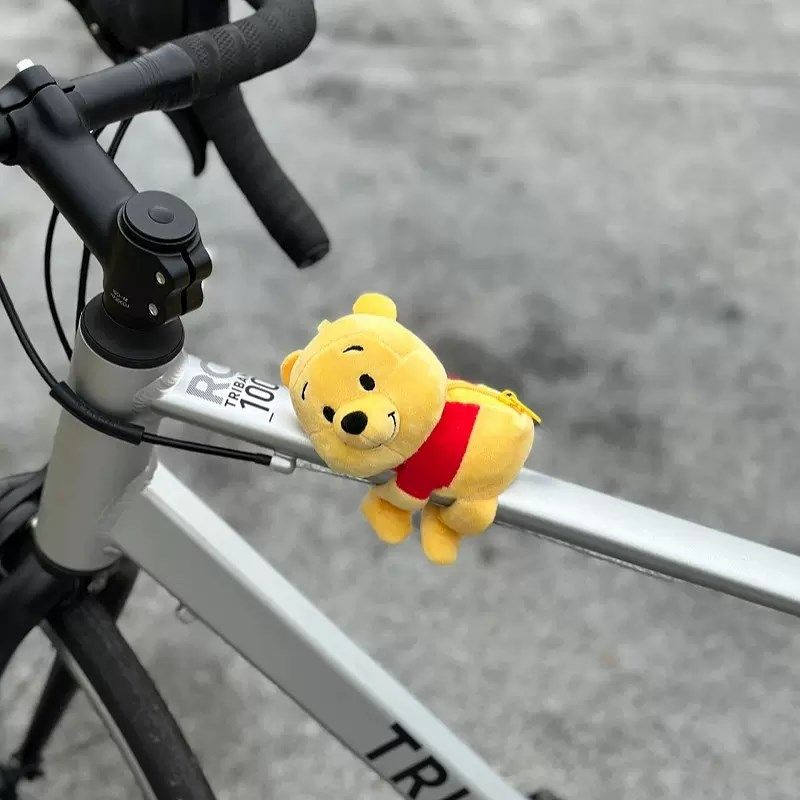 抱抱草莓熊自行车小配饰山地车架挂件可爱公路车装饰玩偶可爱配件