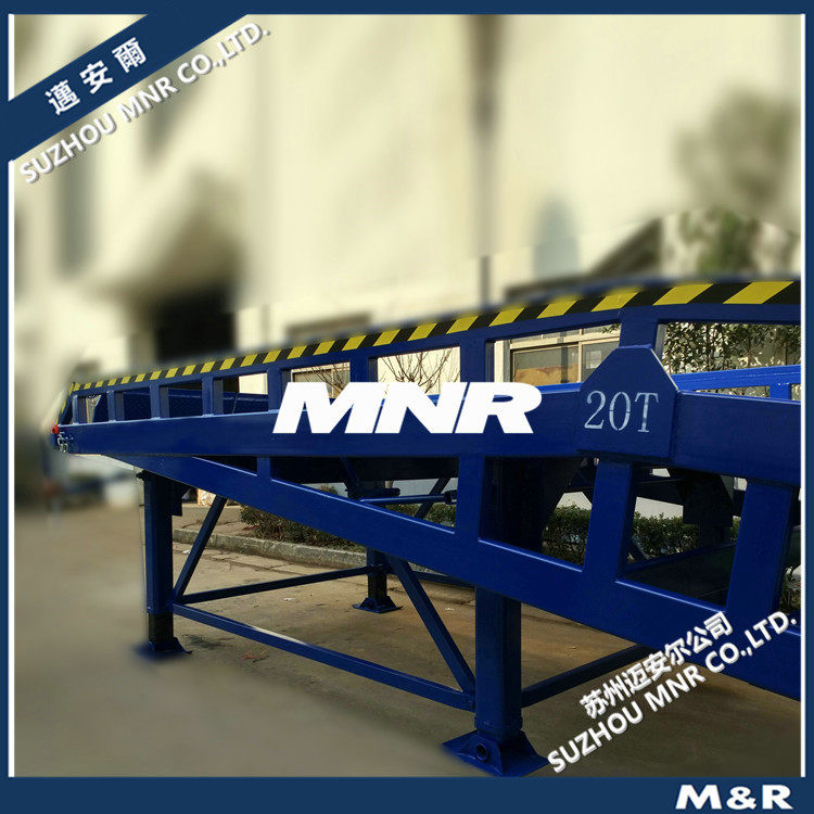 【MNR】 剪叉式升降维修设备简易货梯 移动式升降液压货梯