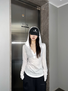 2025新款白色透气连帽防晒衣女秋夏修身显瘦辣妹薄款防晒服外套