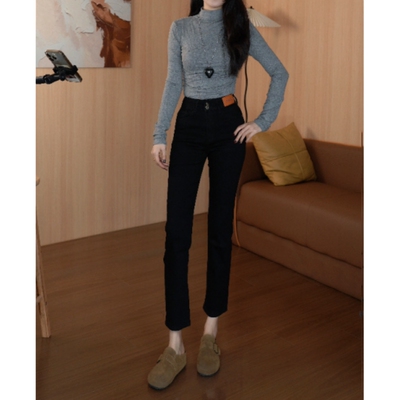 2026春季纯黑色烟管牛仔裤