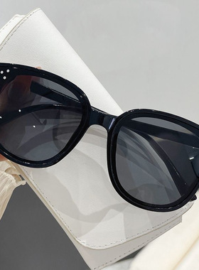 新款墨镜女高级感网红同款太阳镜男士时尚防紫外线太阳眼镜