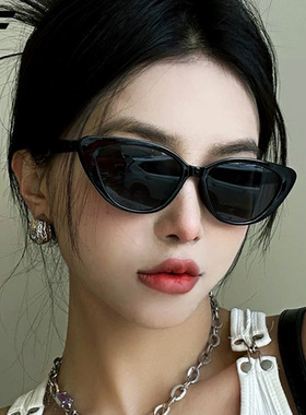 猫眼复古小框墨镜女新款辣妹欧美高级感防紫外线太阳镜