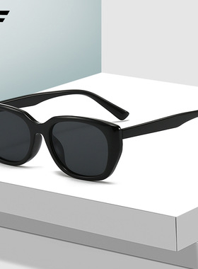 新款墨镜女韩版小框防紫外线网红街拍穿搭高级感太阳眼镜