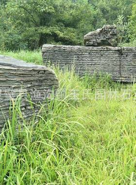 青色千层石山石假景观园林鱼石池假千层石山造景庭院灰上水流水天