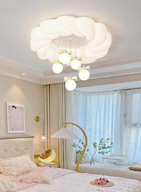 卧室吊灯温馨漫简红约现代高2025年新款花朵奶油77625浪风亮网餐