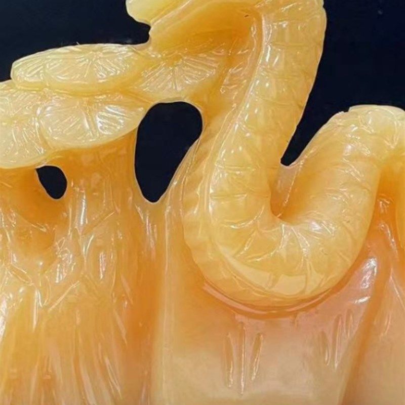 天然米黄玉生肖蛇摆件新中式客厅玄关酒柜家居装饰办公桌乔迁送礼