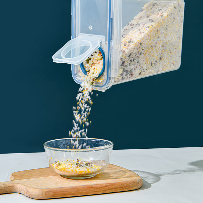 厨房米桶防潮大号密封桶冰箱保鲜盒塑料杂粮收纳桶4L大米面粉米盒