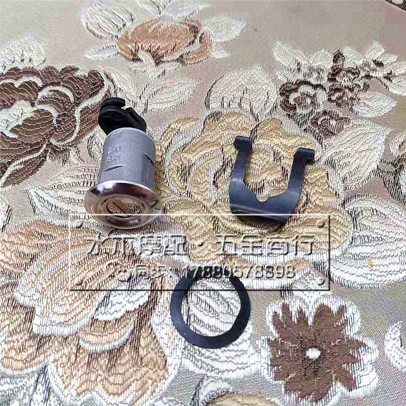 适用本田CB400 3代三代 VTEC 座/坐包锁皮坐锁坐垫锁内外锁铁架子