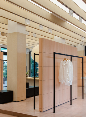 服装店展示架不锈钢落地式黑色侧挂橱窗架子高档买手店货架陈列架