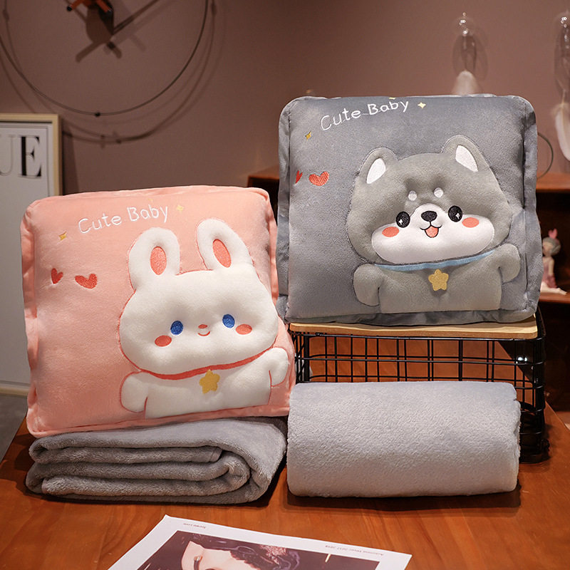 抱枕被子两用珊瑚绒折叠毯子三合一汽车车载靠垫沙发学生午睡枕头
